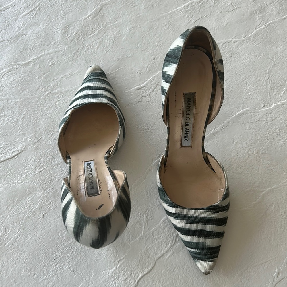 Manolo Blahnik pumps